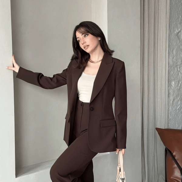 Elegant 2-Piece Suit